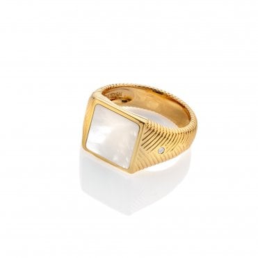 HD X Golden Edit Calm Pearl Signet Ring
