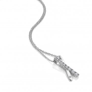 Kiss Pendant