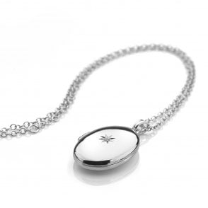 Romantic Oval Locket