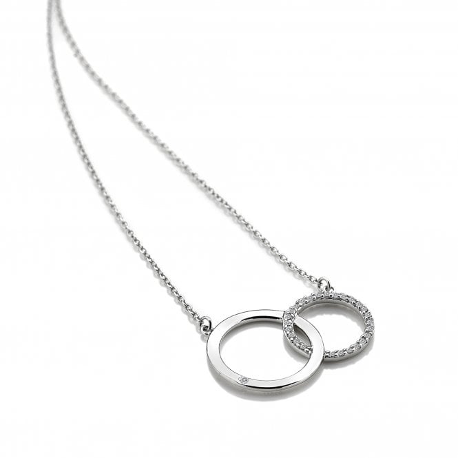 Striking Circle Necklace