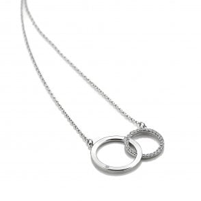 Striking Circle Necklace