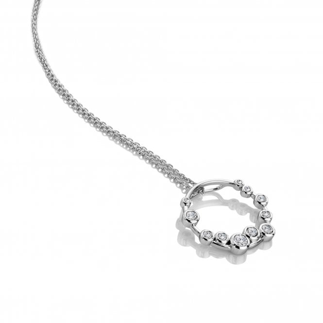 Tender Wreath Pendant